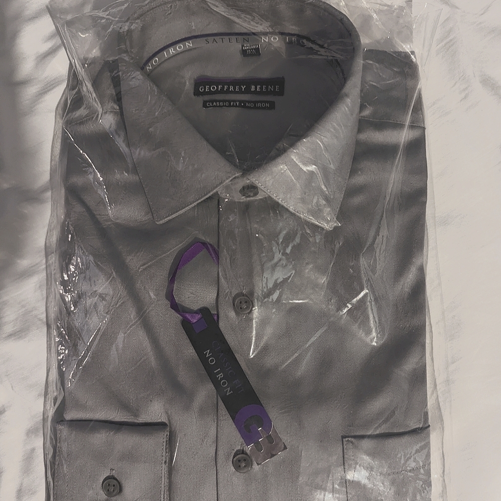 Geoffrey Beene long sleeve dress shirt, Gray, 15 1/2 neck, 32-33 sleeve